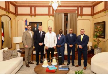 Misión de alto nivel de la DEA felicita al presidente Luís Abinader por su apoyo a la lucha contra narcotráfico internacional