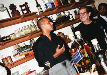 Johnnie Walker Blue Label rinde homenaje al camino de lo auténtico con una cena en Casarré