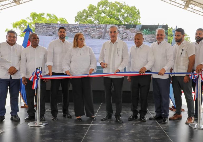 Video | Presidente Abinader cumple deuda social de más de 40 años con la inauguración del tramo carretero Sabana Toro–La Rosa en San Cristóbal
