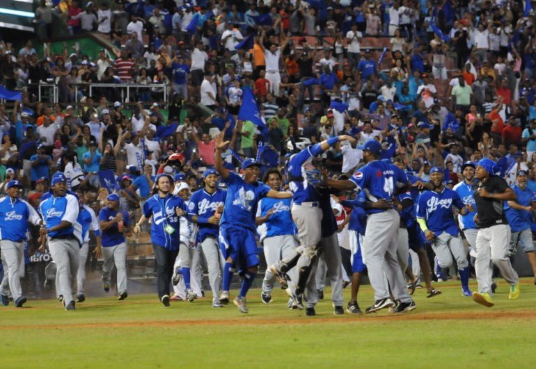 Licey celebra acostumbrada cena de acción de gracias