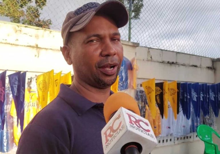 Video | Vendedores de accesorios deportivos reportan ventas tímidas en inicio de temporada de béisbol