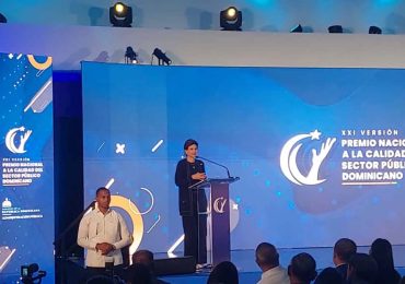 Video | Vicepresidenta Raquel Peña entrega Premio Nacional a la Calidad en el Sector Público