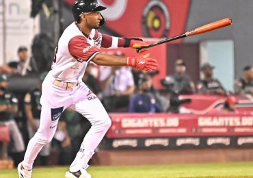 Gigantes logran su primera victoria de la temporada
