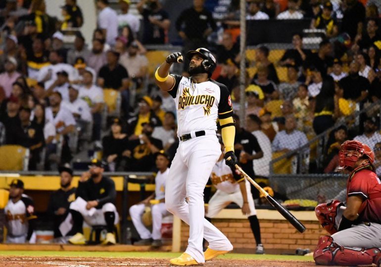 Las Águilas cada día más cerca de la clasificación, llegan a 14 victorias