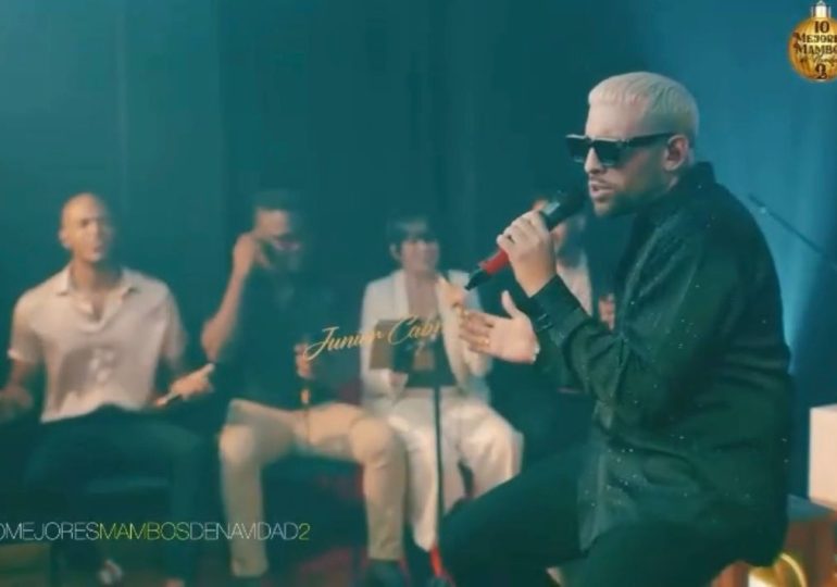 Mark B rinde homenaje navideño con su interpretación de “Brisas de Navidad”