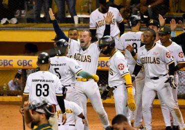 Águilas ganan doble cartelera a las Estrellas y aseguran la serie particular