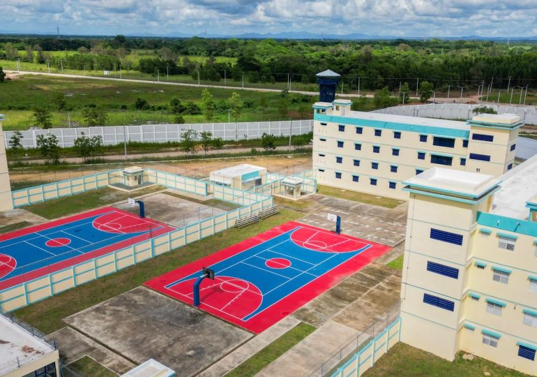 MIVED entrega primera etapa del CCR Las Parras para descongestionar sistema penitenciario de RD