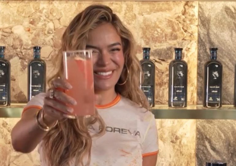 Video: Desde San Miguel de Allende, Karol G comparte la receta de su paloma favorita