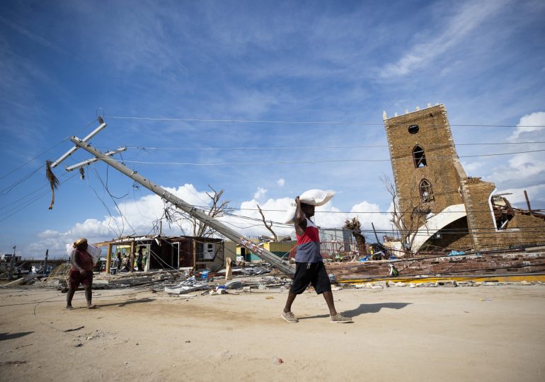 Video | Black River, una ciudad jamaiquina destruida por el huracán y escenario de saqueos