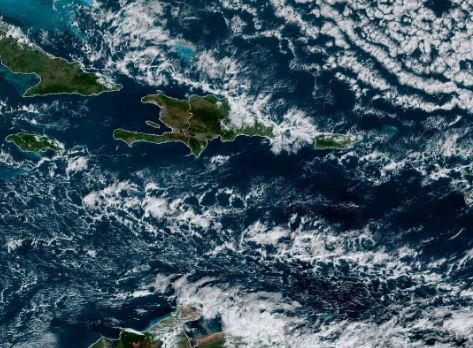 Temperaturas comienzan a descender esta noche por llegada del frente frío