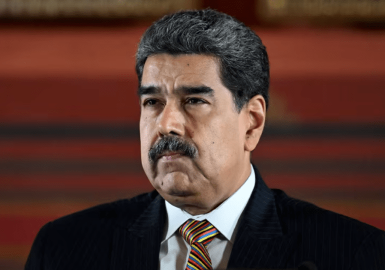 Presiones internas y tensiones con Washington obligan a Maduro a reforzar su protocolo de seguridad