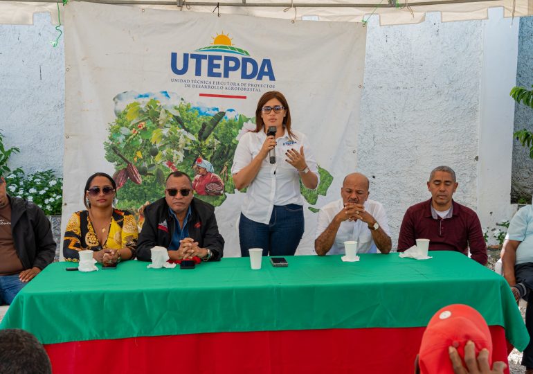 UTEPDA continúa encuentros navideños y presenta importantes logros del Proyecto Agroforestal en Barahona