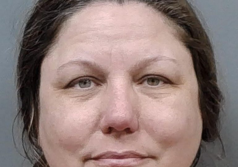 Arrestan a una mujer en Florida acusada de matar a sus dos exmaridos el mismo día