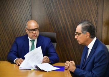 "Es responsabilidad de Abinader cuidar y garantizar la salud de Santiago Hazim en la cárcel", advierte abogado