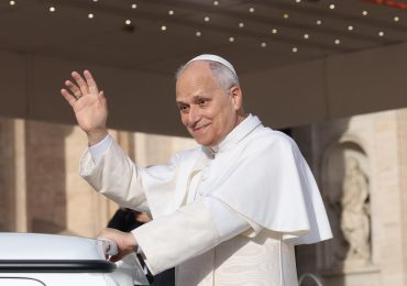 El papa León XIV aprende alemán en Internet en las noches de insomnio