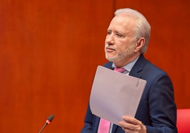 Antonio Taveras presenta proyectos de ley para bloquear entrada del crimen organizado a la política