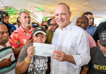 Alcaldía de Santiago inicia pago del salario 13 por un monto total de RD$55,905,703.25