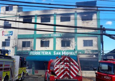 Video | Así quedó la ferretería San Miguel tras incendio