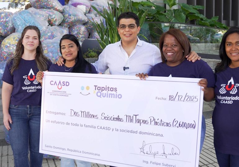 CAASD recolecta 2.6 millones de tapitas para apoyar tratamientos de quimioterapia infantil