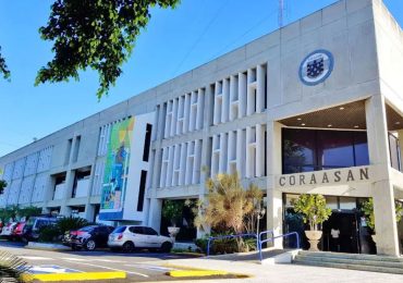 Coraasan resarcirá daños a viviendas tras avería en tubería Sabana Iglesia