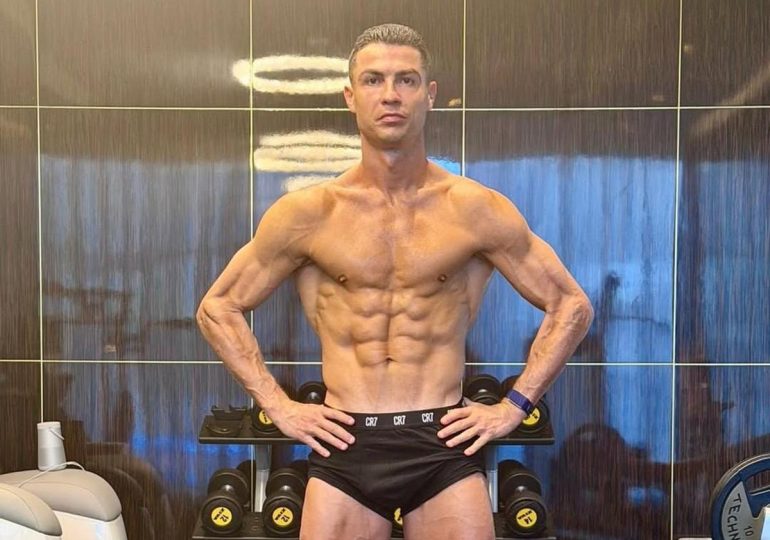 Así luce Cristiano Ronaldo a los 40 años con un físico intacto