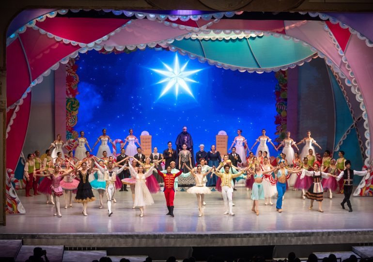 "El Reino del Cascanueces” se presentó a casa llena en el Teatro Nacional