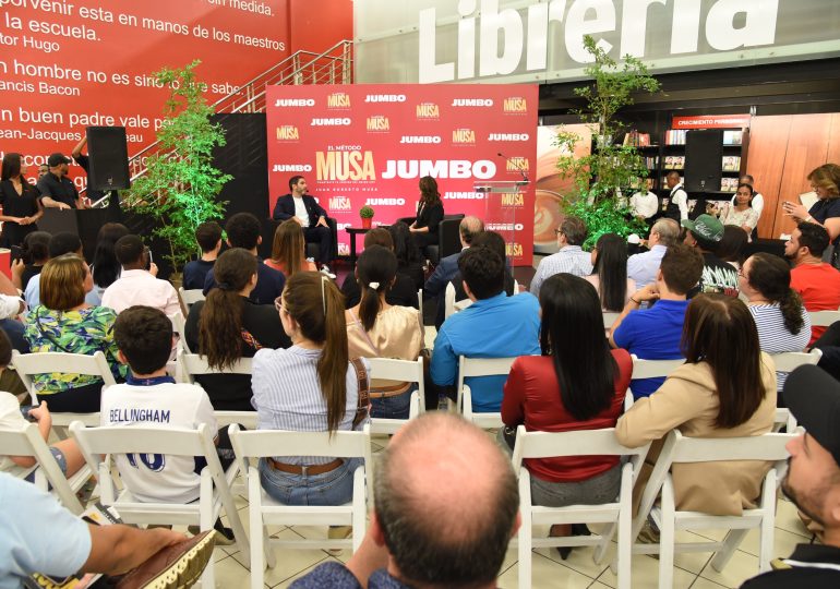Jumbo apoya el lanzamiento del libro “El Método Musa”, una guía para construir mejores líderes