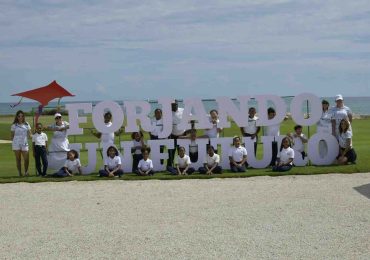 Una noche a lo Golden Greens celebrando el golf y la beneficencia