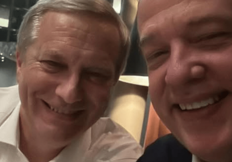 Ito Bisonó felicita a José Antonio Kast, el ultraderechista que resultó electo como nuevo presidente de Chile