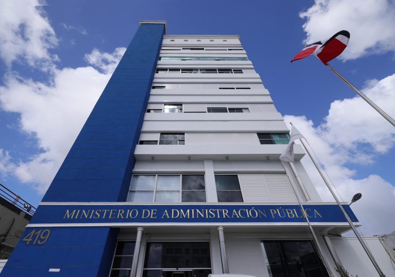 Gobierno cambia Cartas Compromiso por Cartas de Servicios para mejorar atención al ciudadano