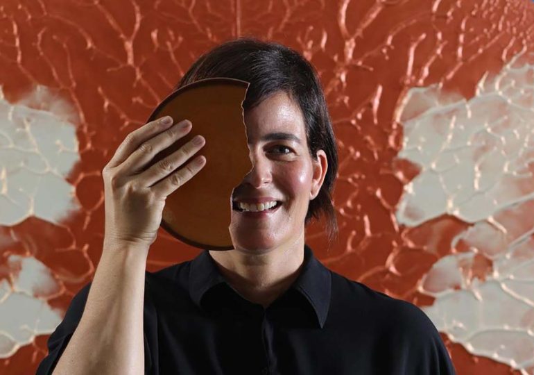 Fundación Alberto Cruz presentará en enero de 2026una gran exposición de Quisqueya Henríquez en Madrid