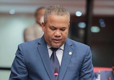 Héctor Acosta logra aprobación definitiva de la Ley que convierte a Monseñor Nouel en ecoturística