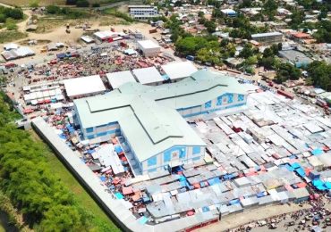 Declaran en estado de emergencia mercado fronterizo de Dajabón por participación masiva de haitianos
