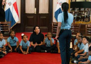 Oficina de la Primera Dama destaca avances en salud, niñez y desarrollo comunitario durante 2025