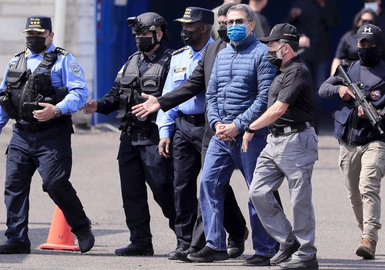 Juan Orlando Hernández agradece a Trump "por escuchar y responder" al conceder el indulto