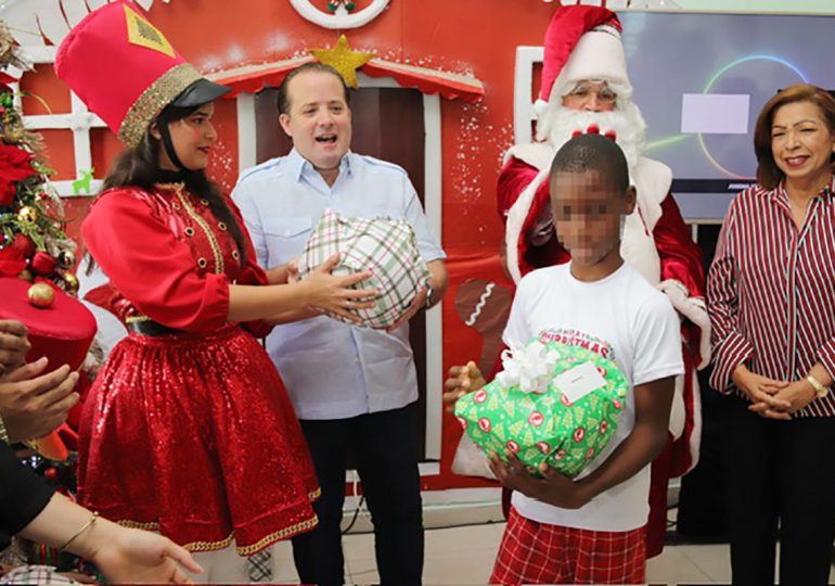 MINPRE y CONANI llevan la Navidad a niños acogidos en hogar de paso del Distrito Nacional
