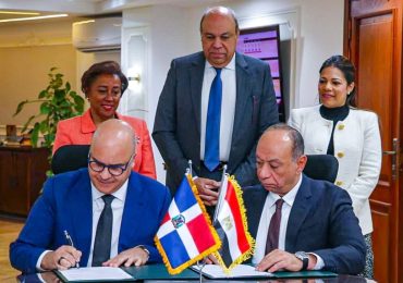 RD y Egipto firman acuerdo académico para el desarrollo de la Aviación Civil Internacional