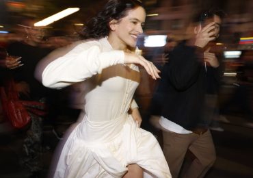 Rosalía y Bad Bunny, en la lista de los mejores discos de 2025 del New York Times