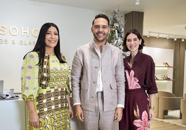 Soho Bags and Glasses da la bienvenida a la Navidad ycelebra un año más de estilo y distinción
