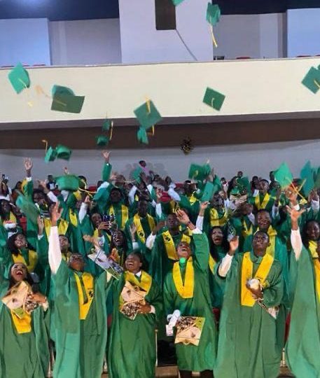 Shakira destaca la educación como su mayor regalo de Navidad