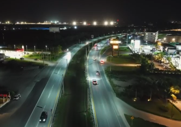 Video | RD Vial entrega iluminado el Bulevar Turístico Frank Rainieri y lanza Programa Nacional de Iluminación Vial