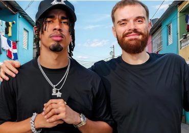 Ibai Llanos recorre la Zona Colonial junto a RDJavi