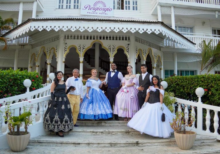 Sosúa Revive la Historia con un Baile Victoriano Único