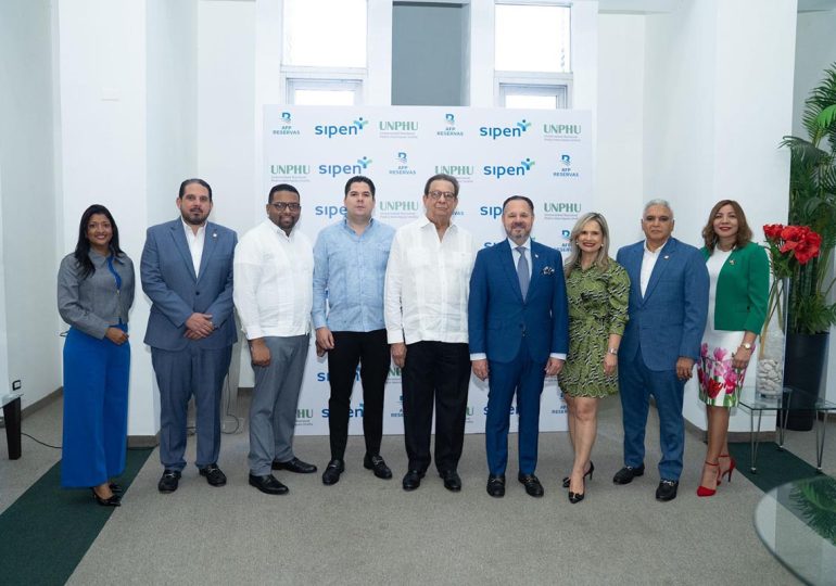 UNPHU, AFP Reservas y Sipen concluyen diplomado RITA para fortalecer el sistema de pensiones en RD