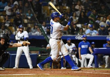 Video | Sencillo de Adames deja en el terreno a Gigantes