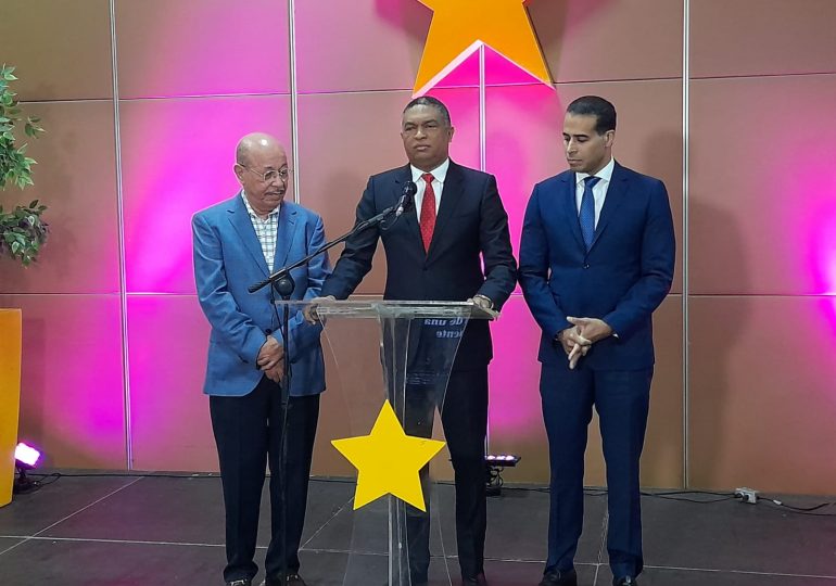 PLD sobre caso SeNaSa: "Si son del PRM, se les protege y se le trata suave y cuando se trata del PLD, espectáculo, humillación y condena mediática