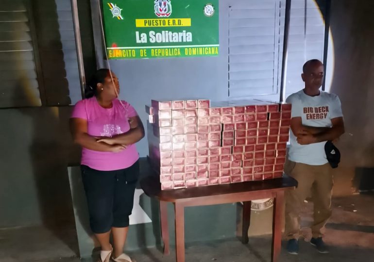 Video: Ocupan más de 44,000 cigarrillos ilícitos y detiene a dos personas en operativo en La Solitaria, Montecristi