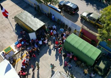 Desarrollo de la Comunidad y Ejército RD unen esfuerzos en operativo asistencial en Matayaya en San Juan