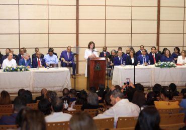 Raquel Peña acompaña al CMD en renovación de su directiva