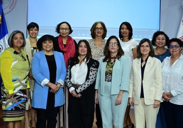 Centro de Estudios de Género de INTEC pone en circulación libro que recoge sus 35 años de historia